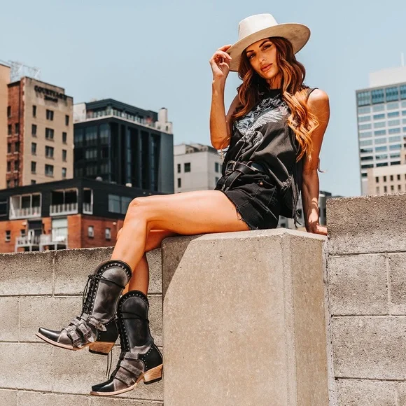 Freebird by Steven Winnie Ice Leather Mid Calf Heeled Boots - Picture 2 of 15